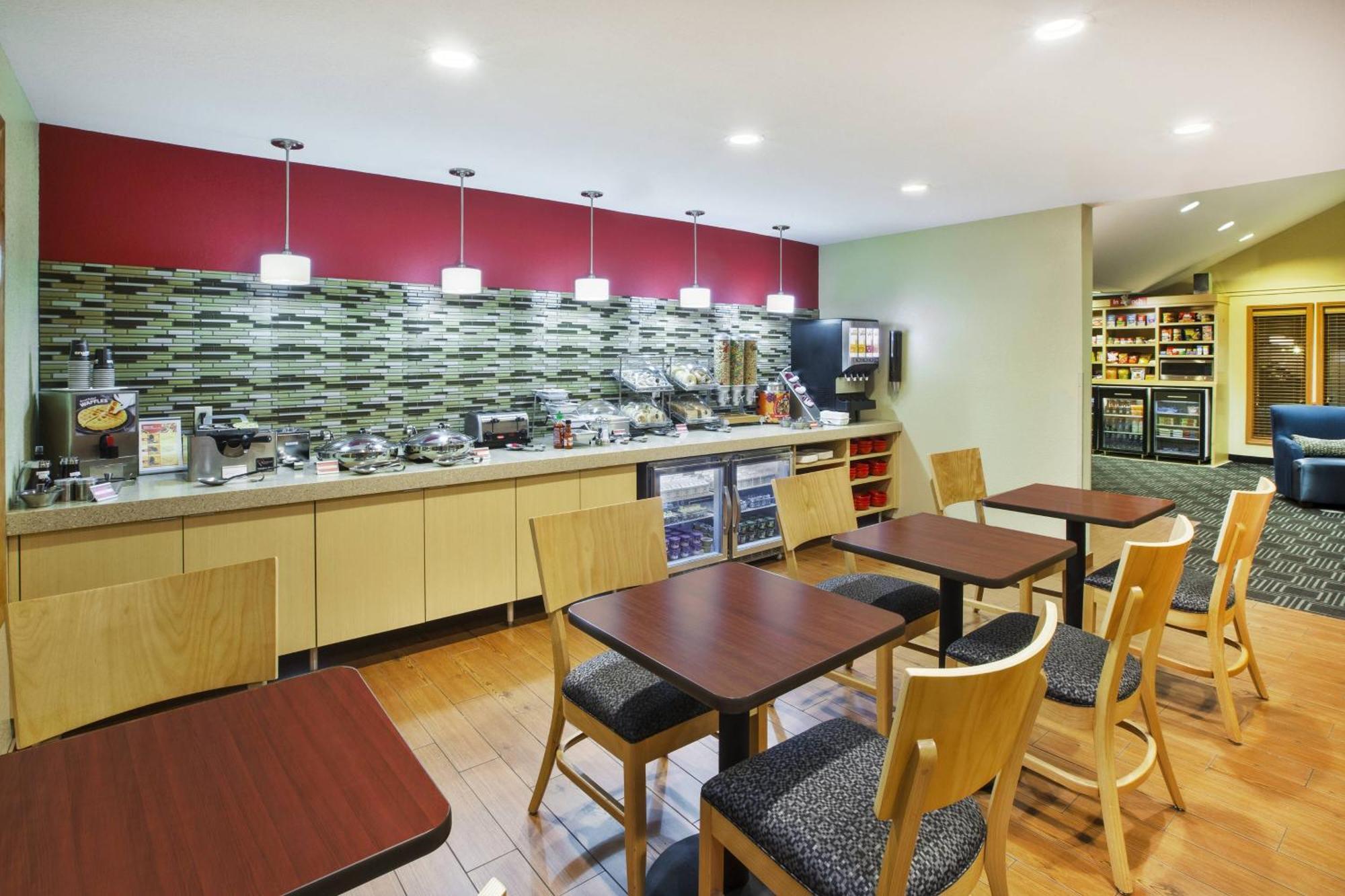 Towneplace Suites By Marriott Detroit Livonia Exteriör bild